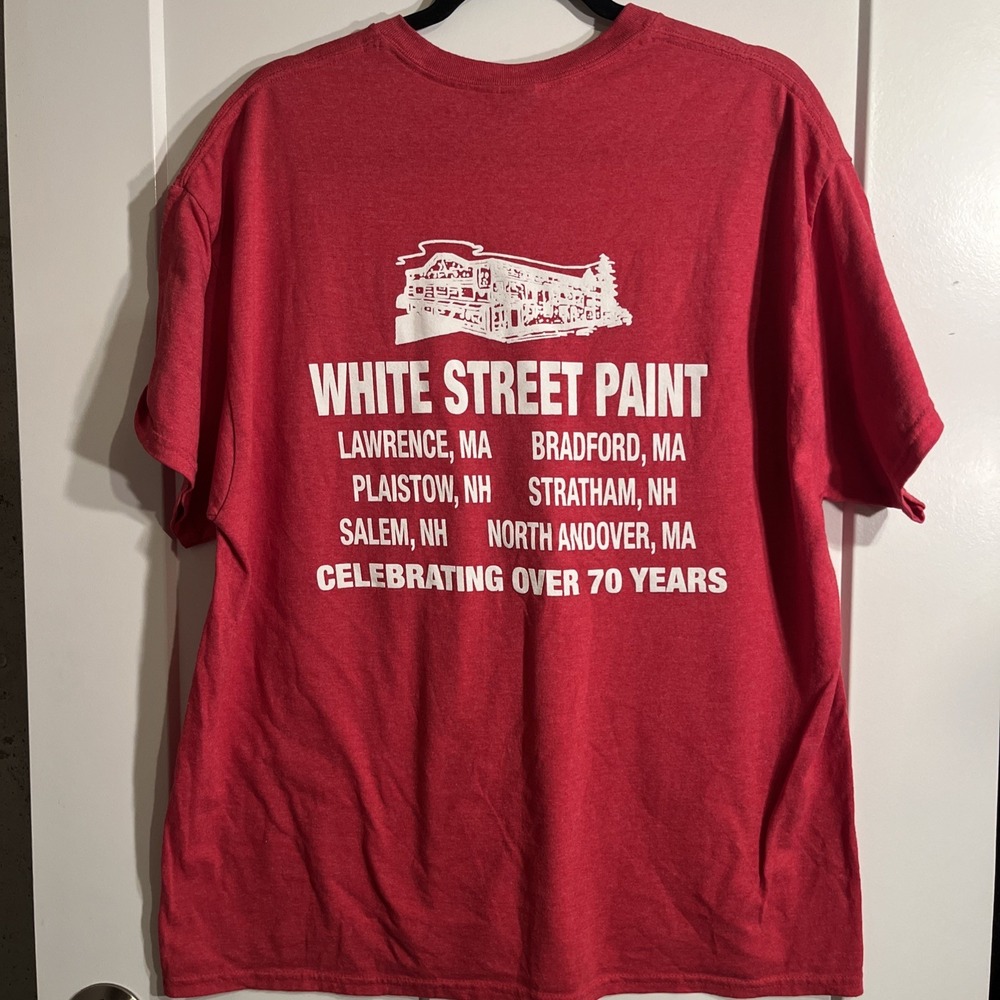 Benjamin Moore Paint Tshirt Mens XL Red White Street Paint MA NH Gildan Tee